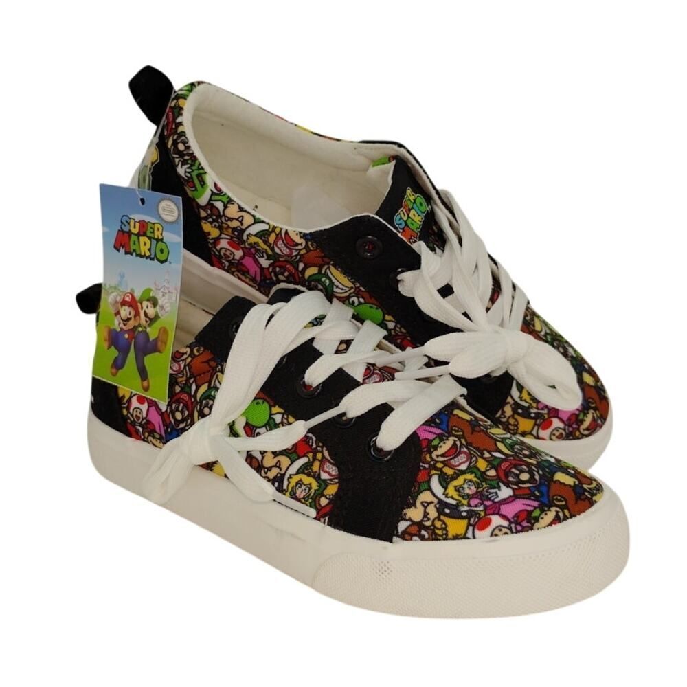Nintendo Super Mario Bros. Boys NEW w/Tags Lace Up Sneakers w/Graphics - sz. 2